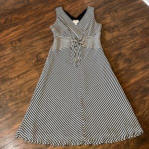 Gorgeous Talbots 100% silk midi dress